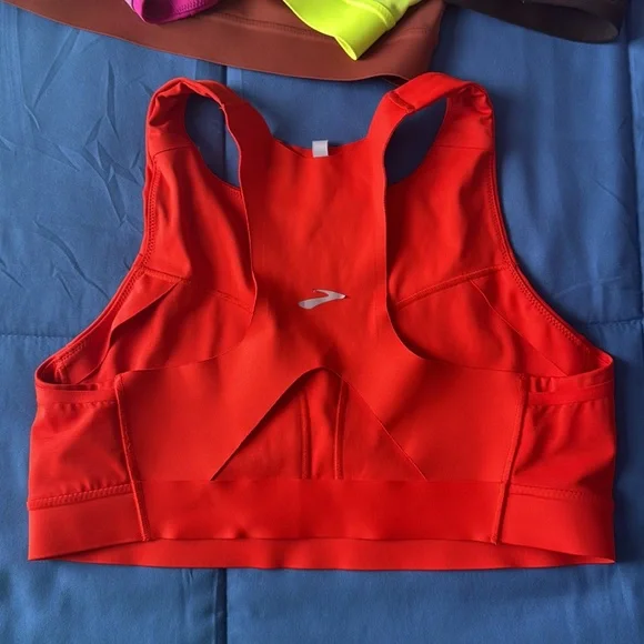 Lot of 6 Brooks Running 3 Pocket Sports Bra Sz 36DD/38DD! - Picture 9 of 13
